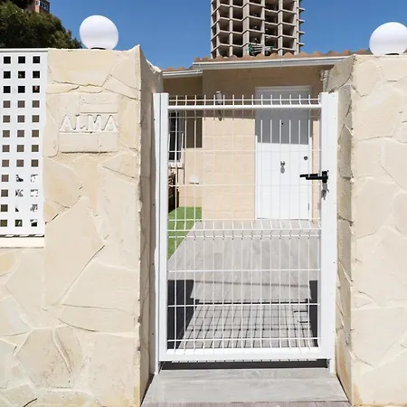 Apartamento Alma Con Terreno Privado Y Parking Compartido - A 800M De Playa Poniente Benidorm Exterior photo